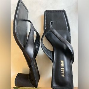 DISSH Alias Mae Sandal Heel